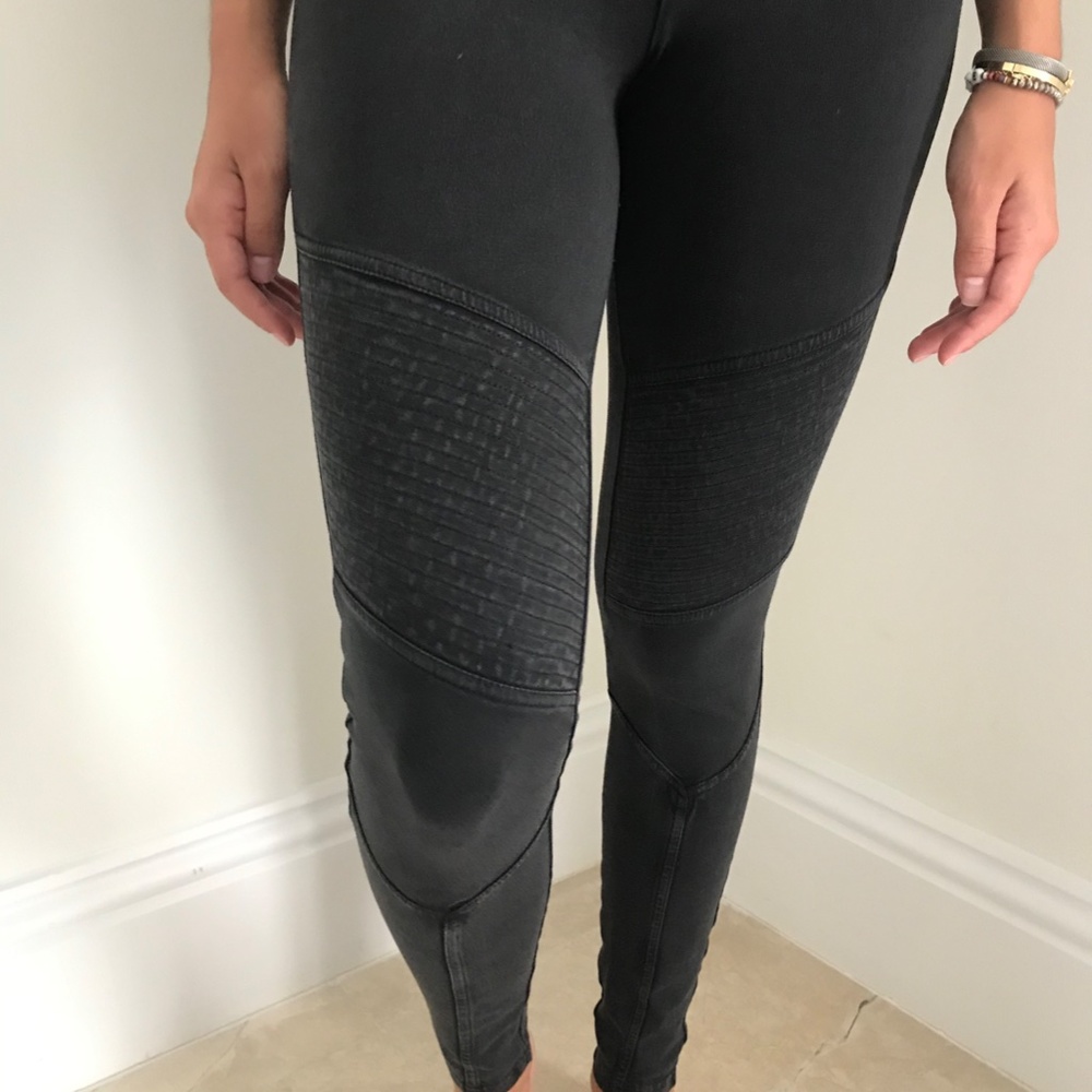 Nordstrom BP Grey Leggings